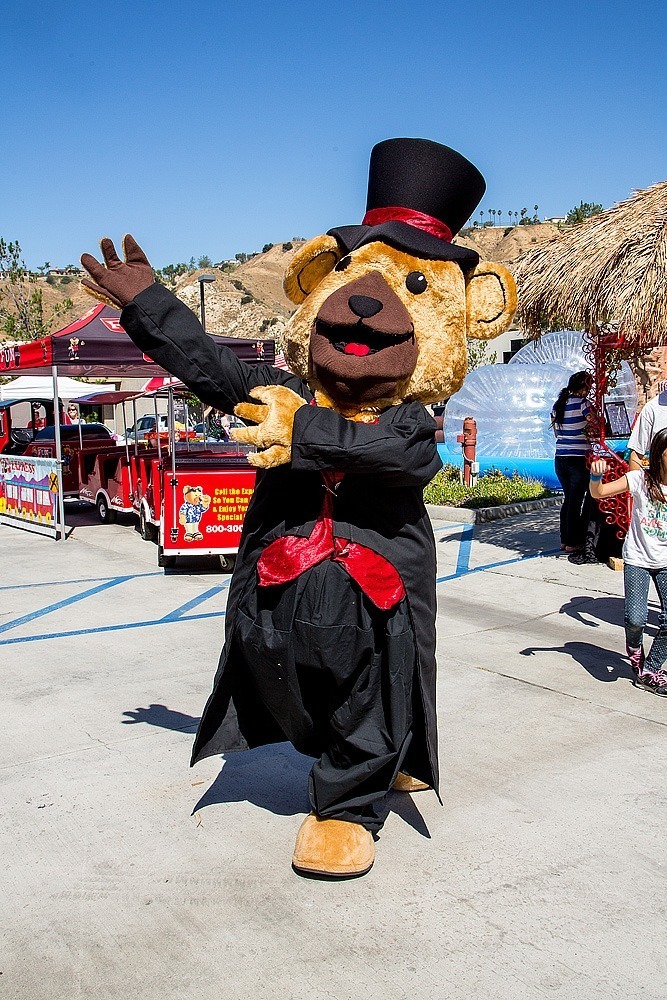 2015-3-29-FS-Grand-Opening-0026